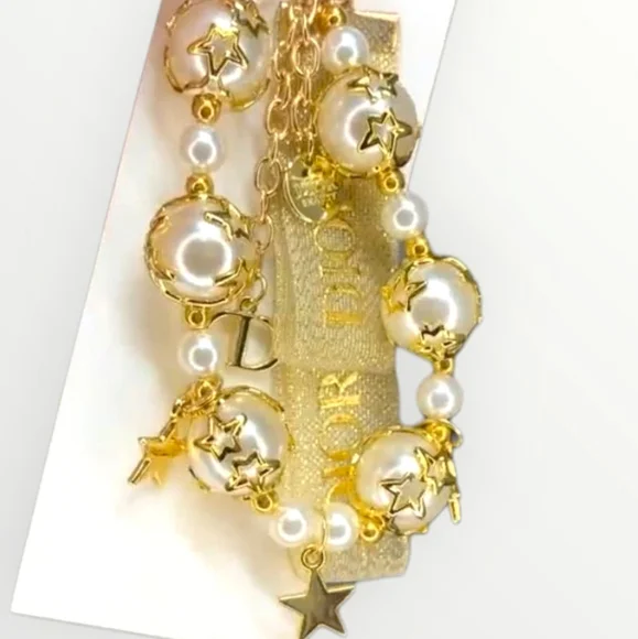 Dior VIP Gift Gold Holiday Pearl Ribbon Stars Key Chain Bag Charm ID Hol… - Picture 4 of 5
